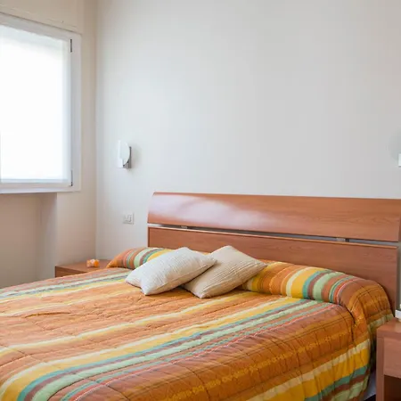 ミーティング ストレーザ