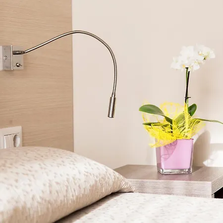 ホテル ミーティング 3*