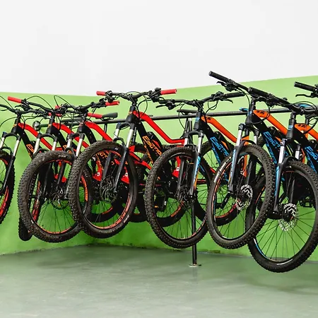 ホテル ミーティング 3*