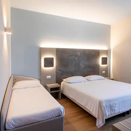 ホテル ミーティング ストレーザ