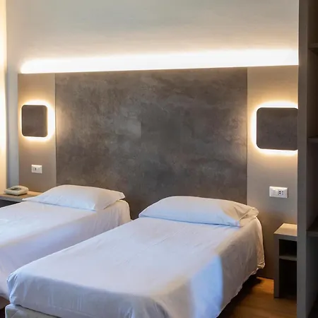 ホテル ミーティング ストレーザ