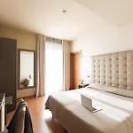 Meeting Hotel